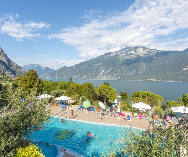 camping garda bij limone sul garda aan het gardameer