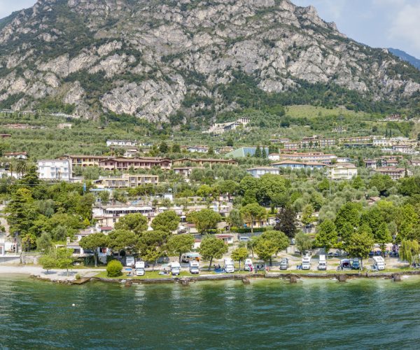 camping garda bij limone sul garda aan het gardameer