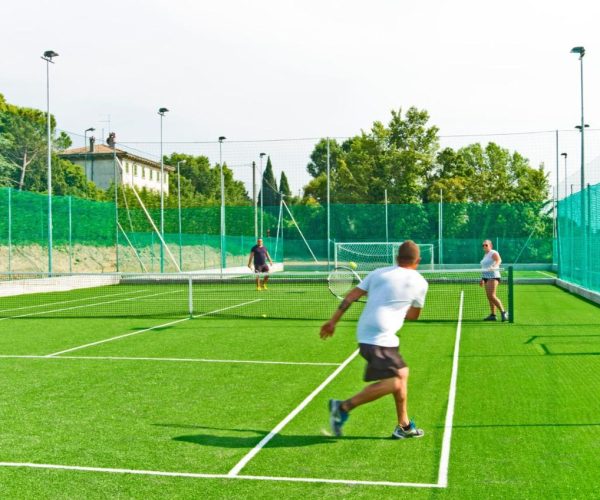 De sportvelden van Camping Lido aan het Gardameer vlakbij lazise en bardolino