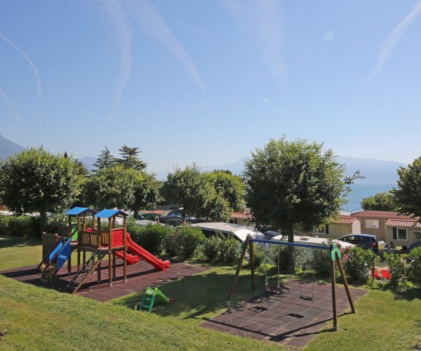 De speeltuin van Camping onda blu resort Gardameer