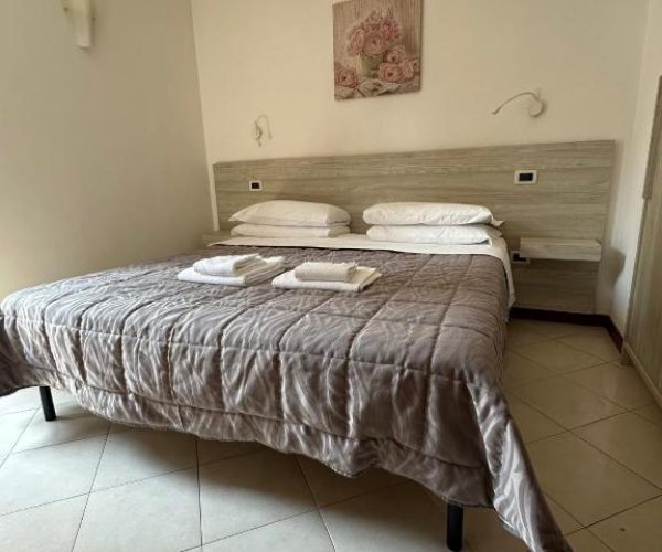 le corti del lago in padenghe sul garda slaapkamer