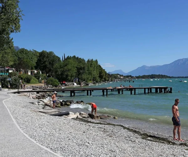villenpark sanghen in manerba del garda strand